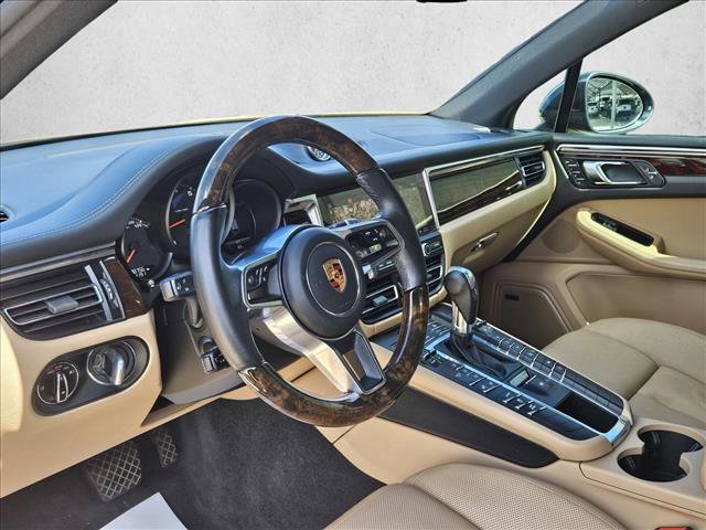Used 2020 Porsche Macan AWD/4WD image 12