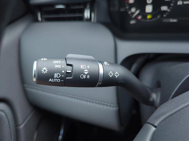 Used 2024 Land Rover Discovery Sport Dynamic SE image 24