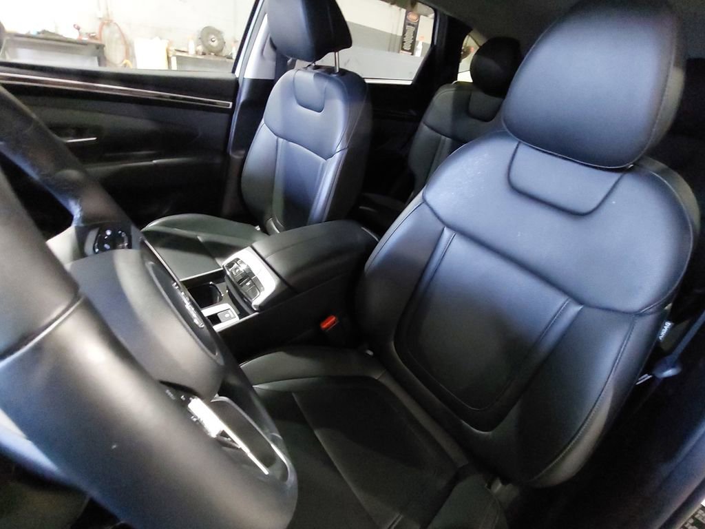 Used 2023 Hyundai Tucson SEL w/ Convenience Package FWD image 15