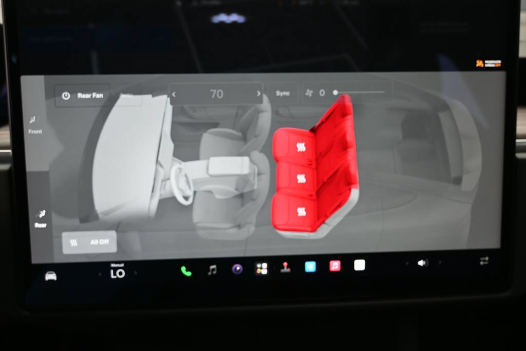 Used 2024 Tesla Model X AWD/4WD image 32
