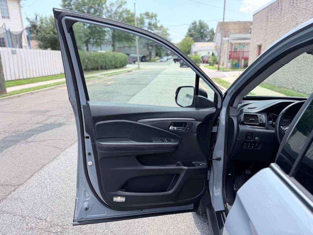 Used 2022 Honda Ridgeline RTL-E image 14
