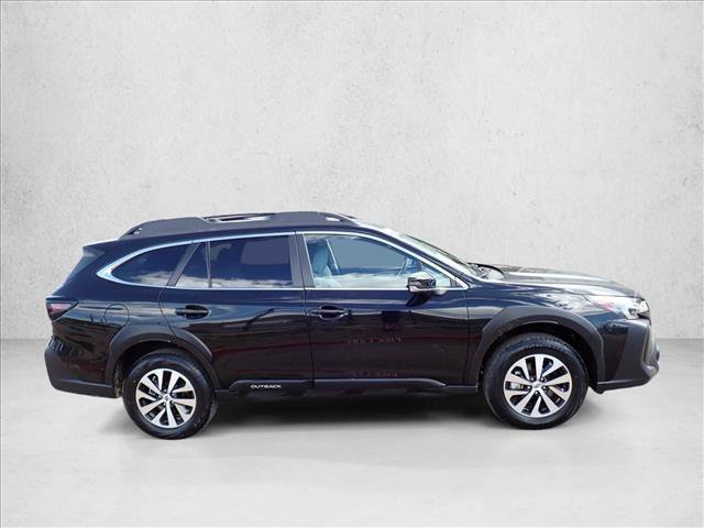 Certified 2025 Subaru Outback Premium AWD/4WD image 5