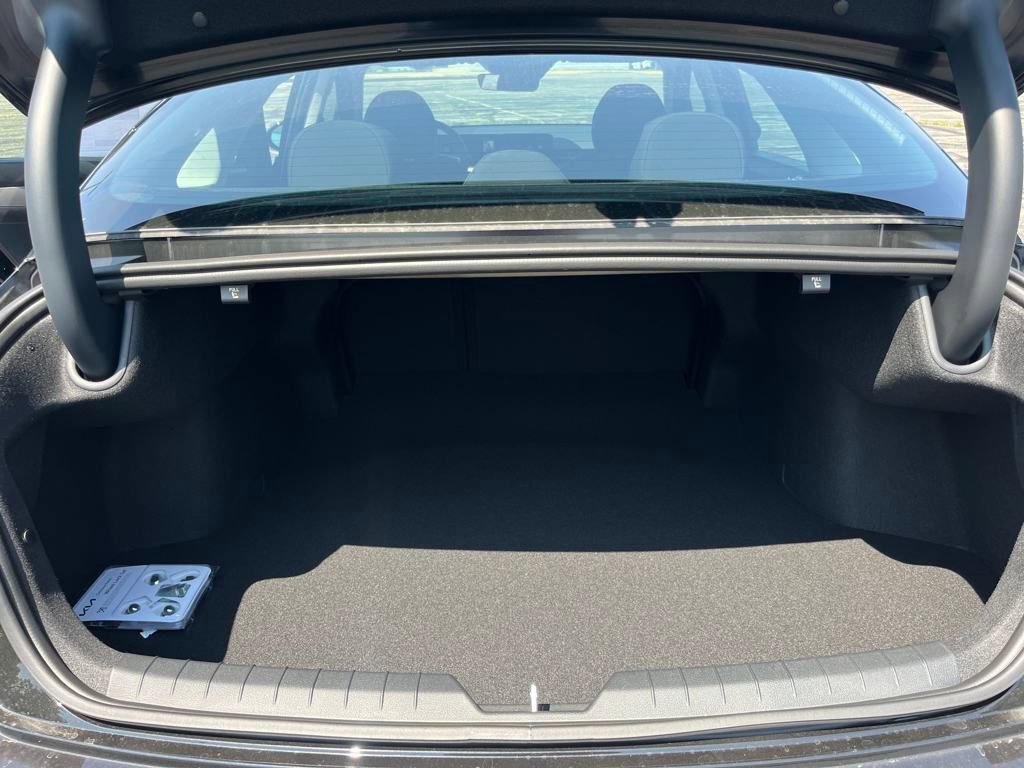 New 2026 Kia K5 LXS image 33