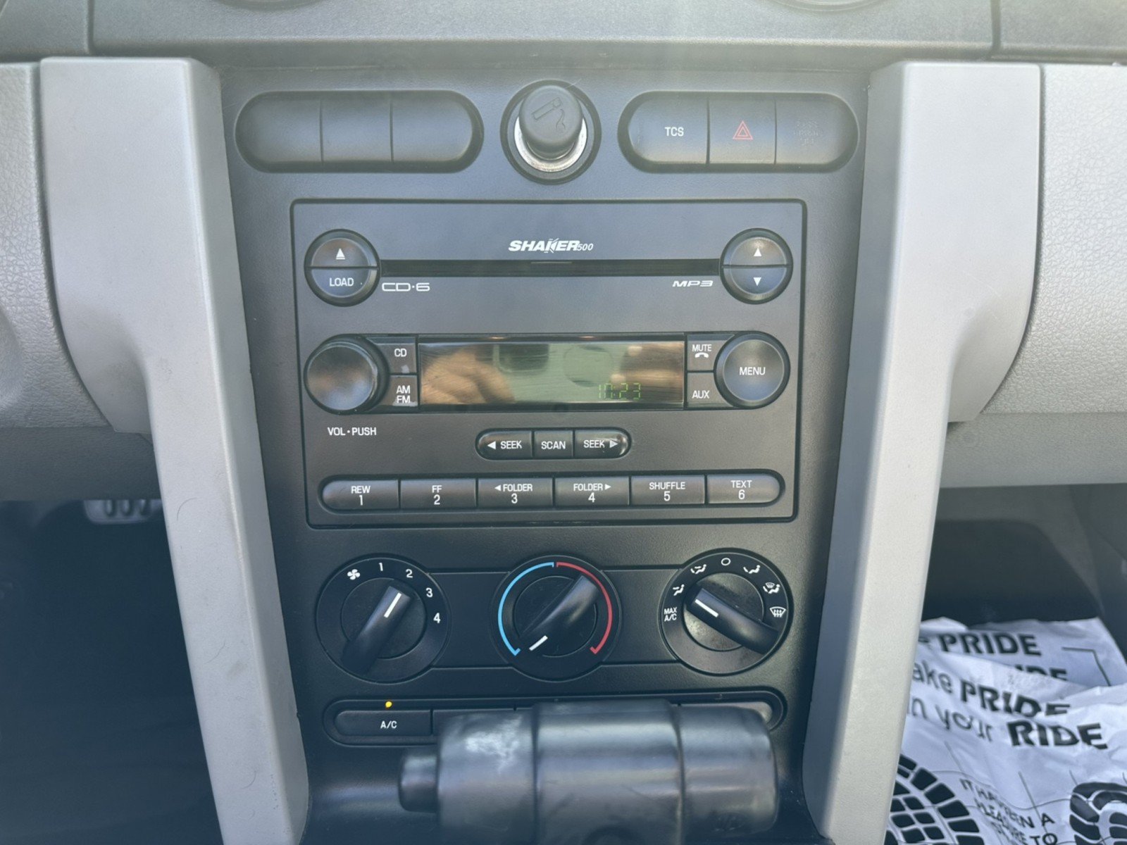 Used 2005 Ford Mustang Premium RWD image 22