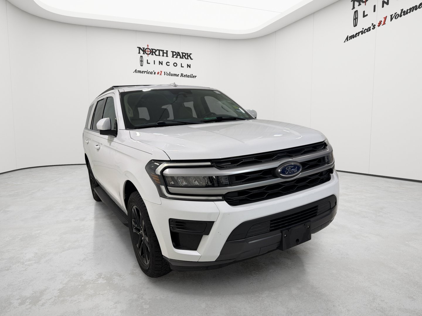 Used 2022 Ford Expedition XLT RWD image 7