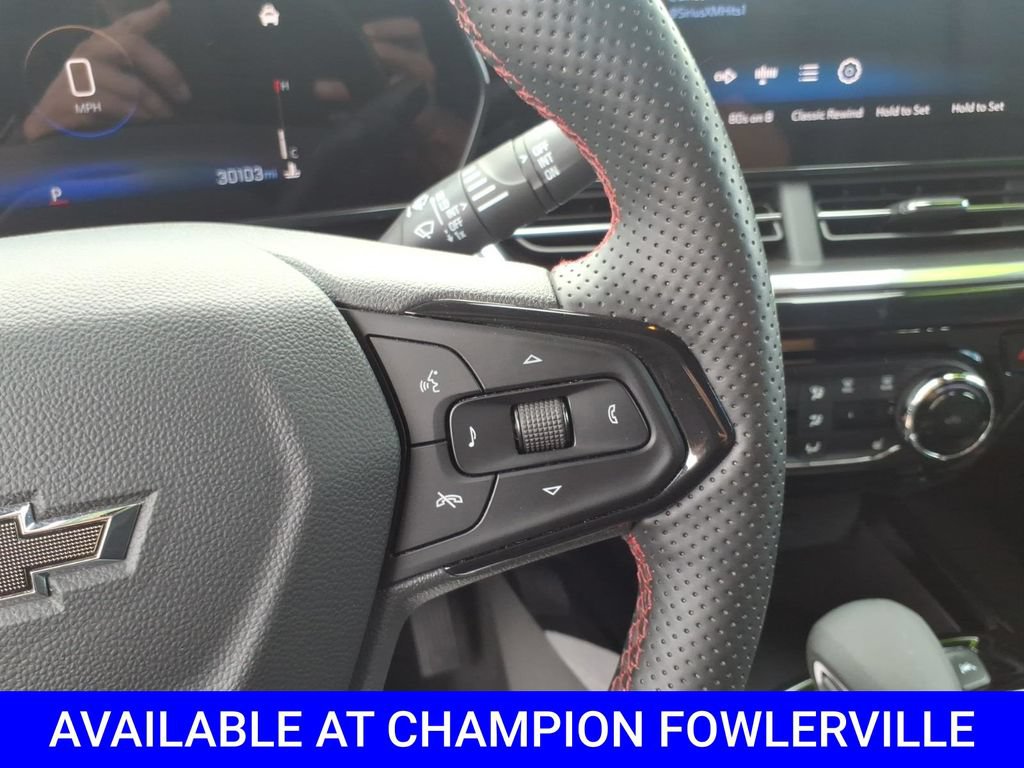 Used 2024 Chevrolet Trax RS w/ Driver Confidence Package FWD image 17
