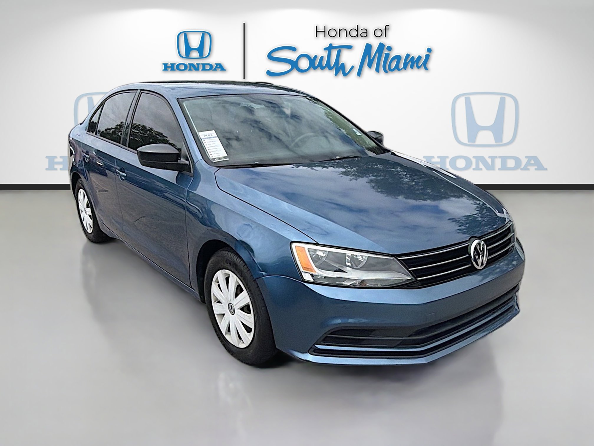 Used 2016 Volkswagen Jetta S image 1