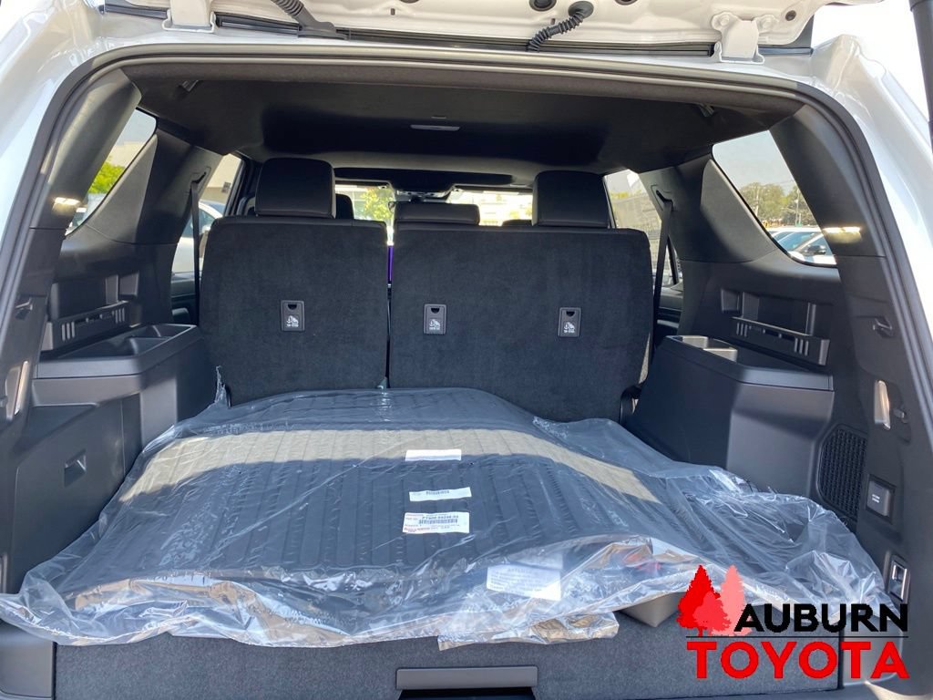 New 2026 Toyota 4Runner TRD Off-Road Premium AWD/4WD image 10