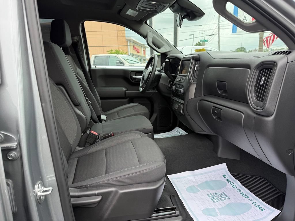 Used 2025 Chevrolet Silverado 1500 Custom Trail Boss AWD/4WD image 12