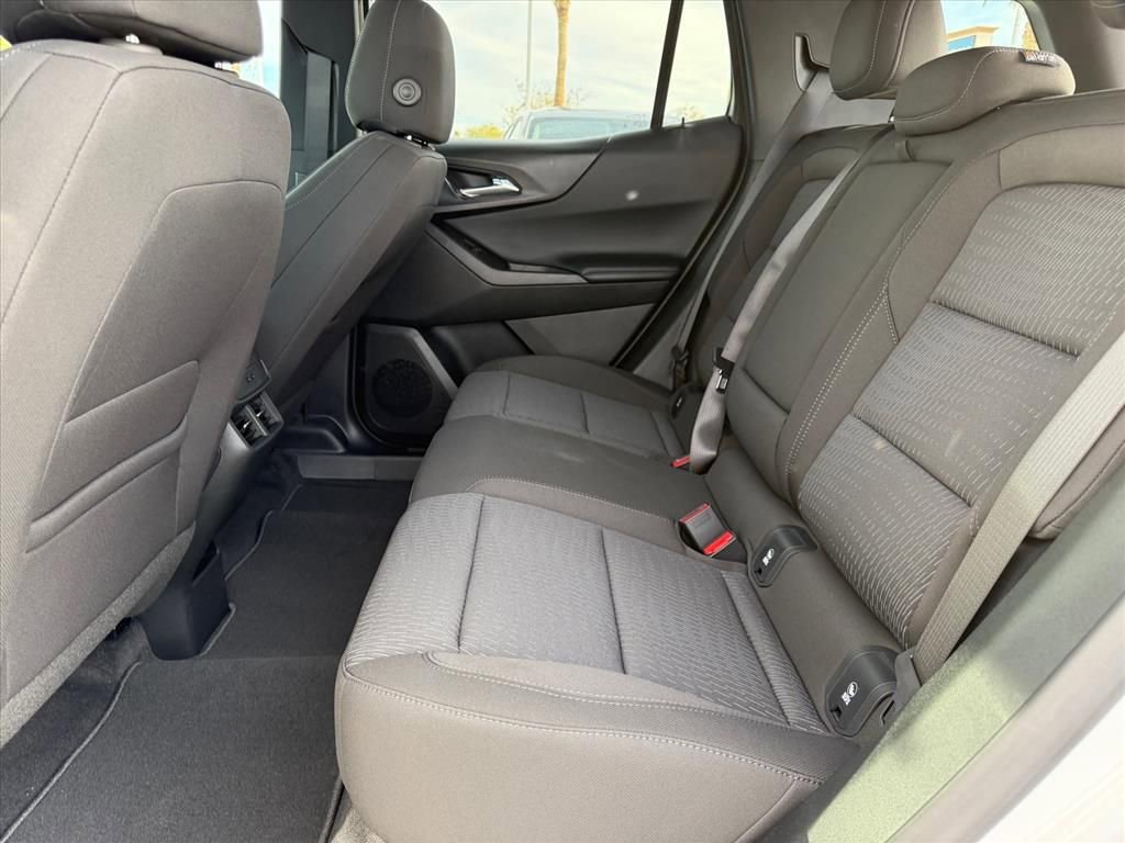 New 2026 Chevrolet Equinox LT w/ Midnight Edition image 7