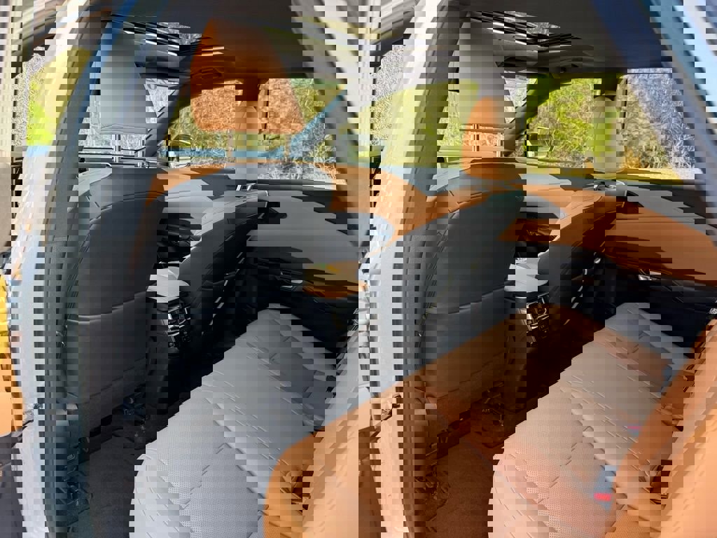 Used 2023 Lexus RX 350 Premium w/ Accessory Package (Z1) image 27