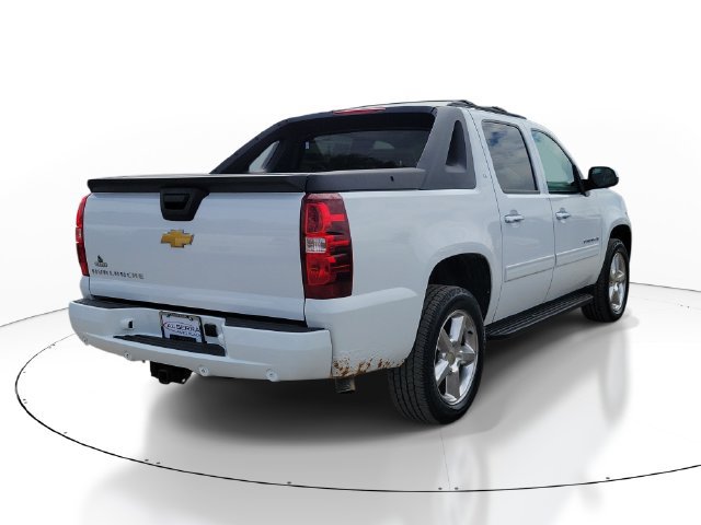 Used 2012 Chevrolet Avalanche LT w/ All-Star Edition AWD/4WD image 4