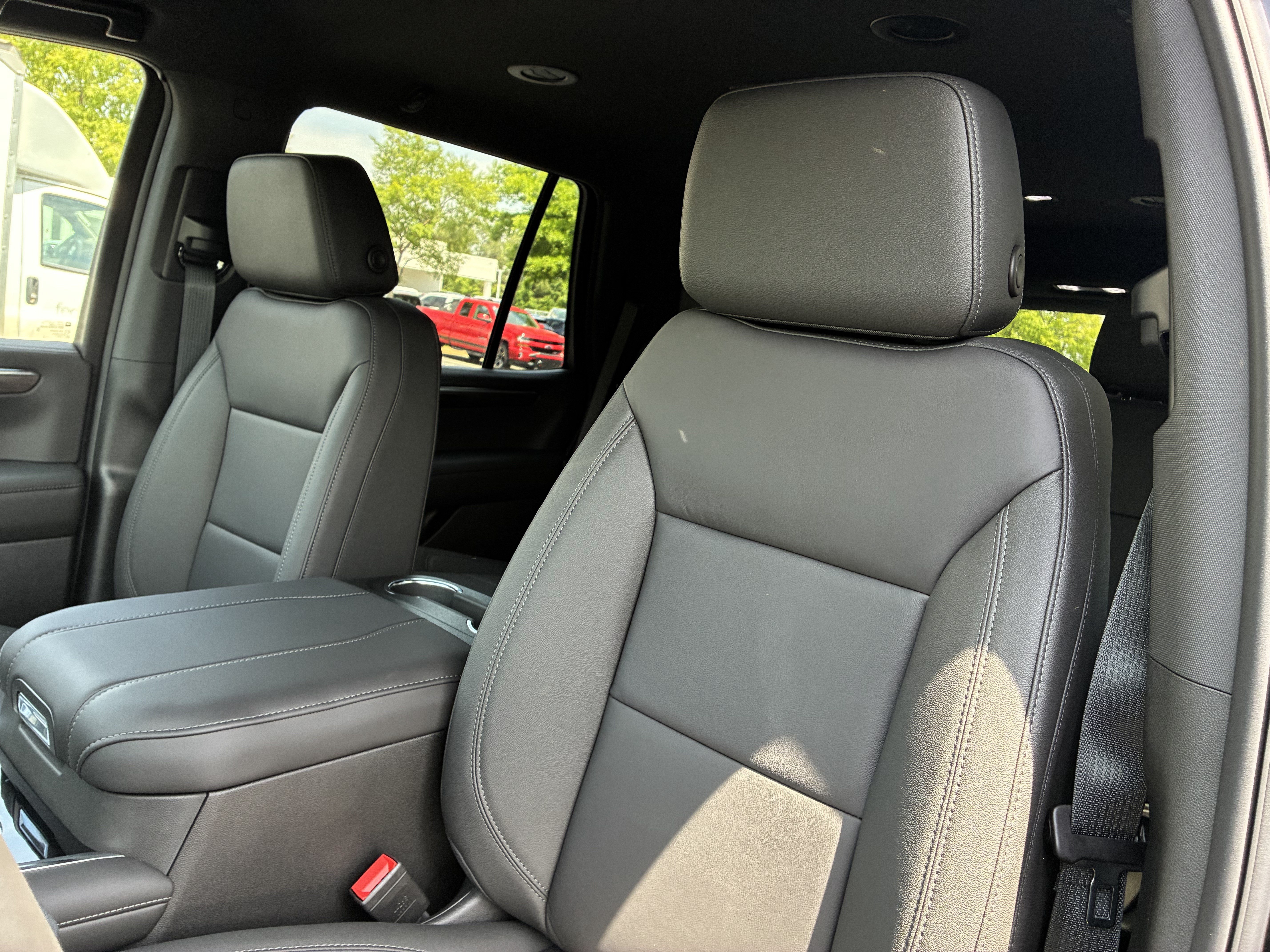 New 2026 Chevrolet Tahoe LT w/ Comfort Package AWD/4WD image 22