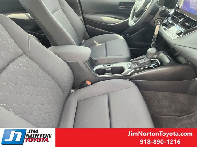 Used 2026 Toyota Corolla LE FWD image 14