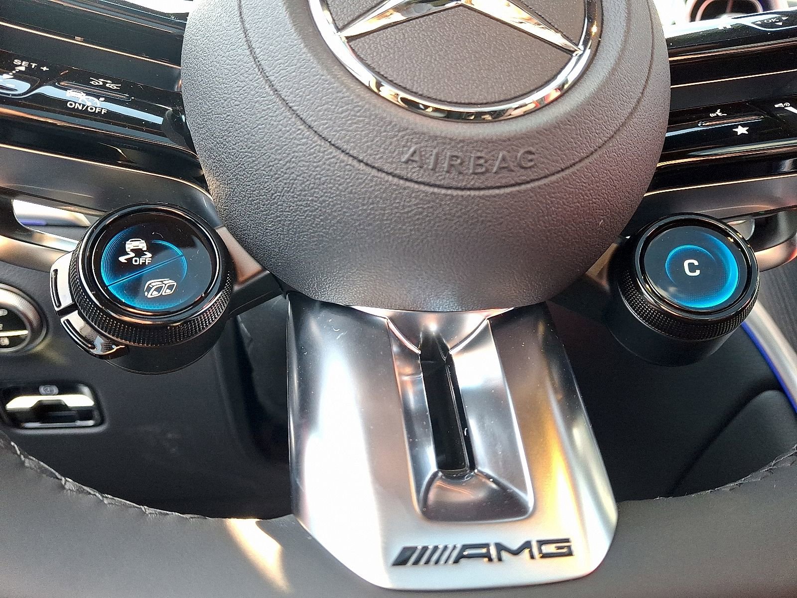 New 2026 Mercedes-Benz GLC 43 AMG GLC 43 AMG image 16