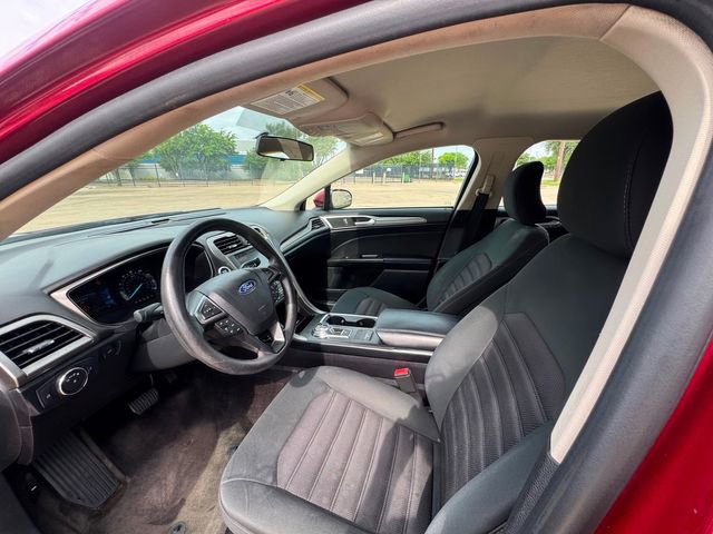 Used 2018 Ford Fusion SE w/ Fusion SE Technology Package image 10