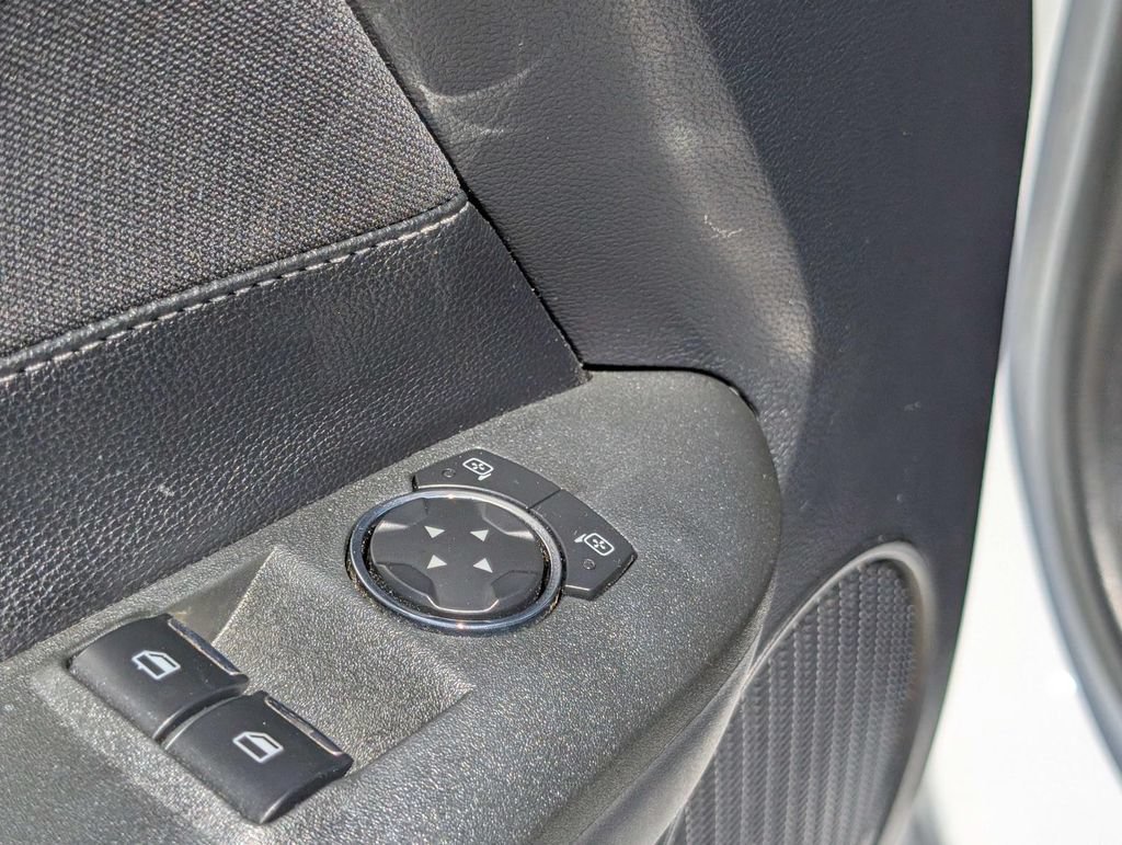 Used 2017 Ford Mustang GT RWD image 17