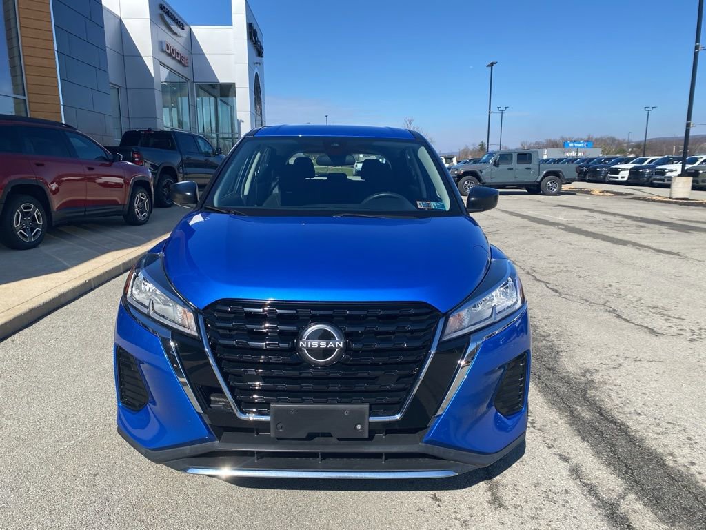 Used 2022 Nissan Kicks S image 6