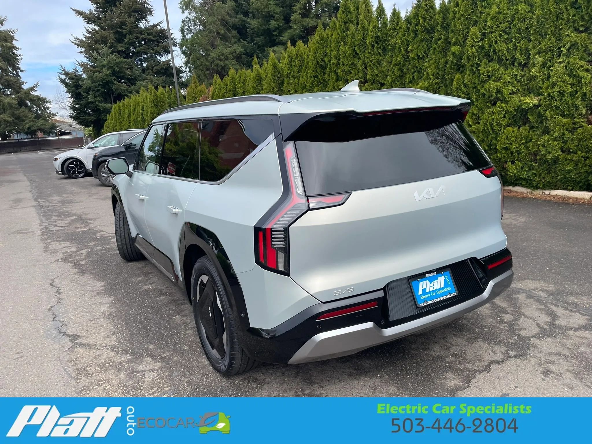 Used 2024 Kia EV9 Land image 7