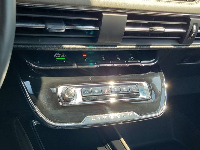 Certified 2025 Lincoln Corsair Reserve FWD image 11