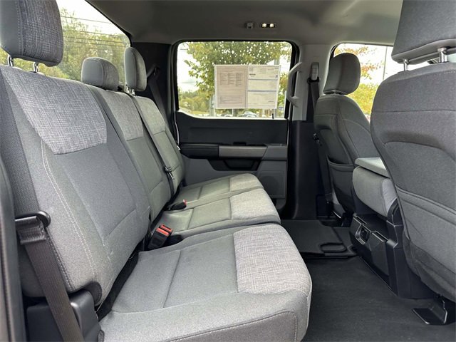 Used 2024 Ford F250 XLT w/ Snow Plow Prep Package image 23