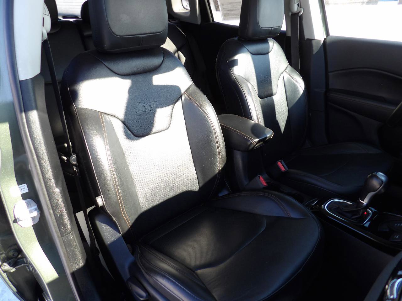 Used 2020 Jeep Compass Limited image 24