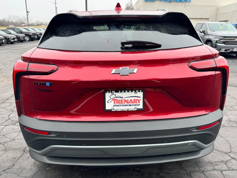 New 2026 Chevrolet Blazer EV LT image 4