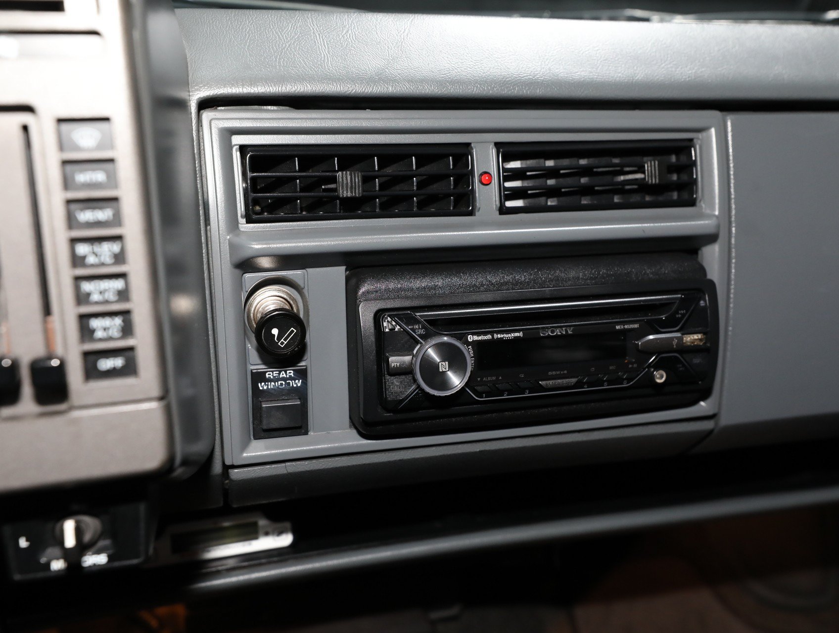 Used 1993 GMC Typhoon AWD/4WD image 54