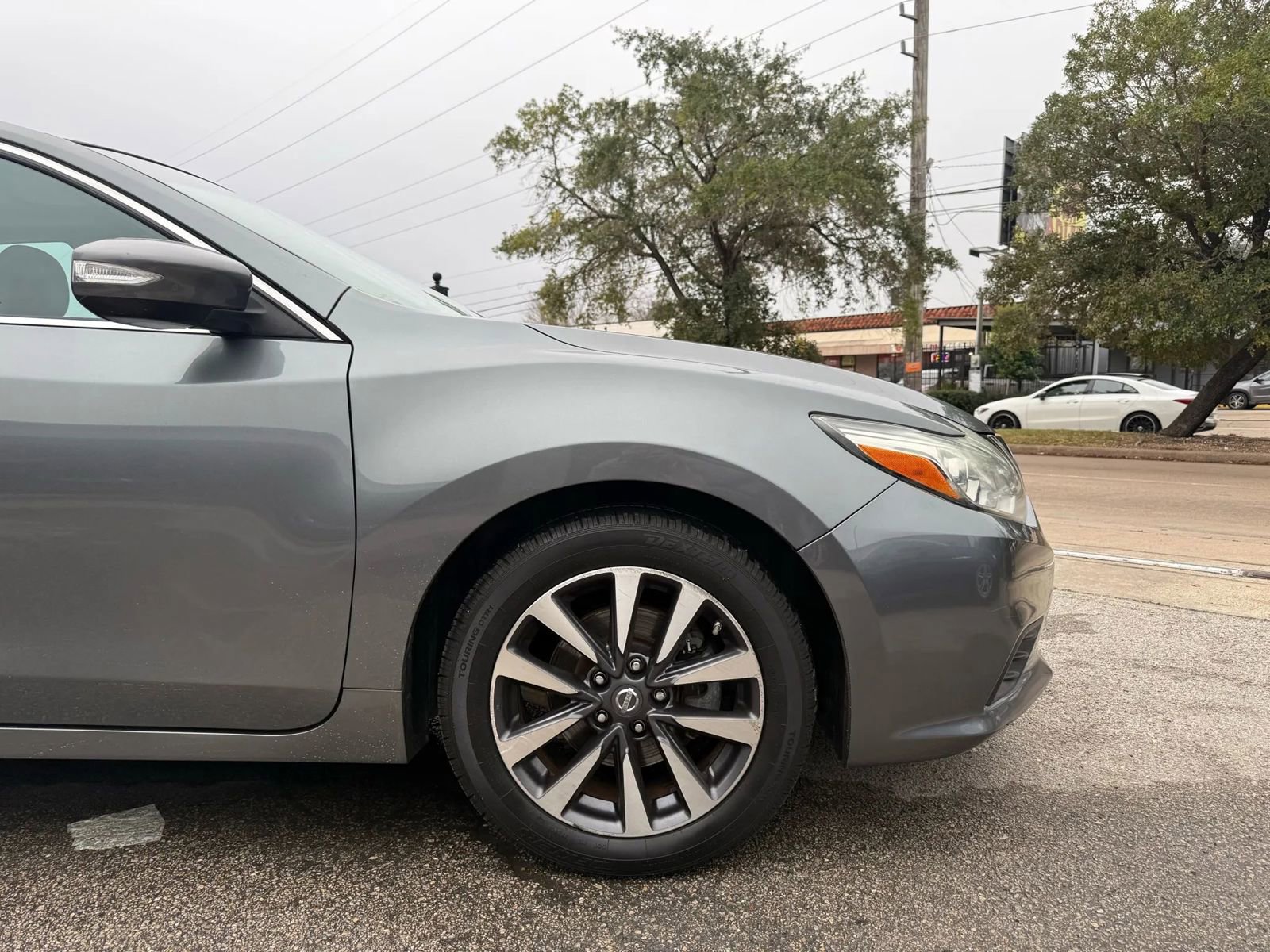 Used 2017 Nissan Altima 2.5 SL w/ Moonroof Package image 33