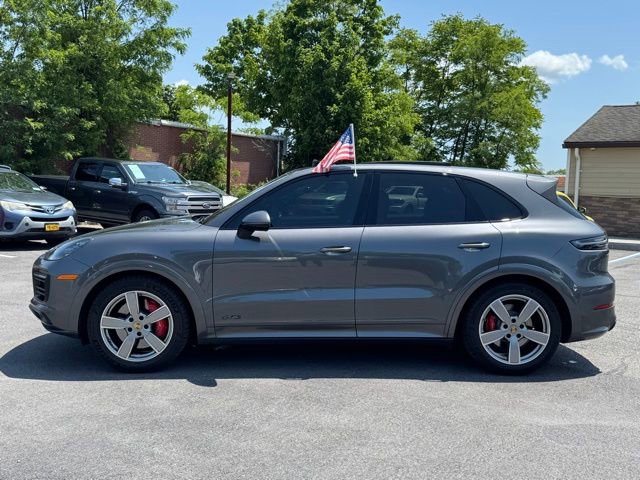 Used 2021 Porsche Cayenne GTS image 8