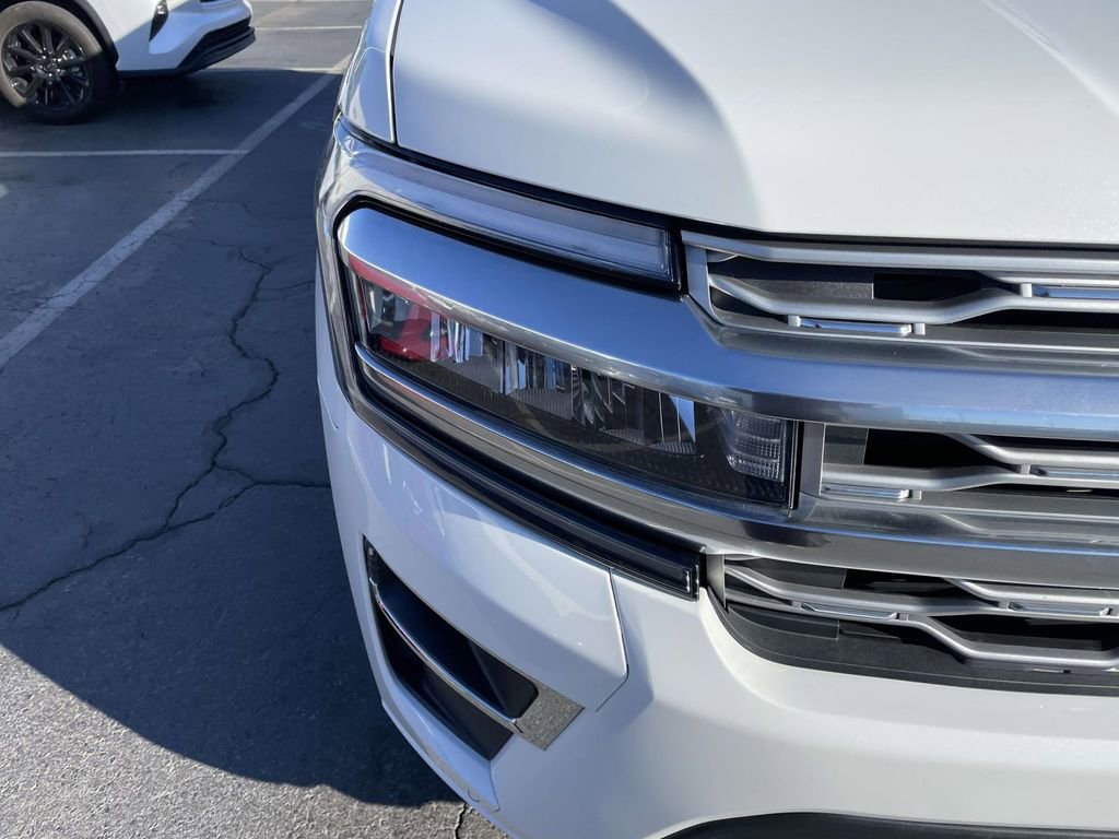 Used 2022 Ford Expedition Max Platinum image 16