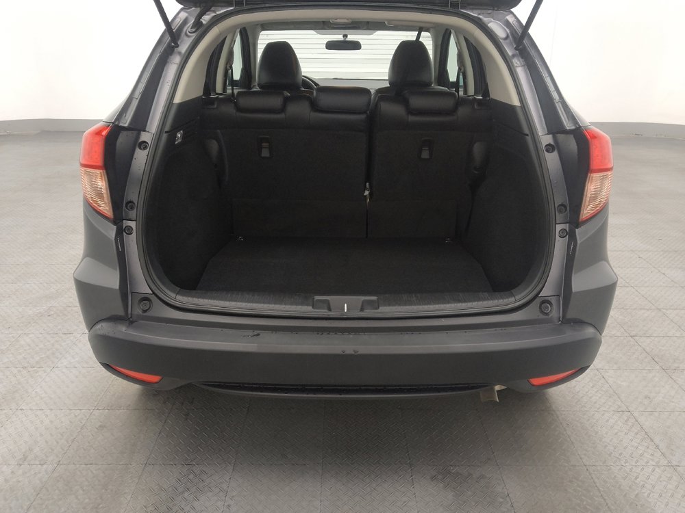 Used 2017 Honda HR-V LX image 29