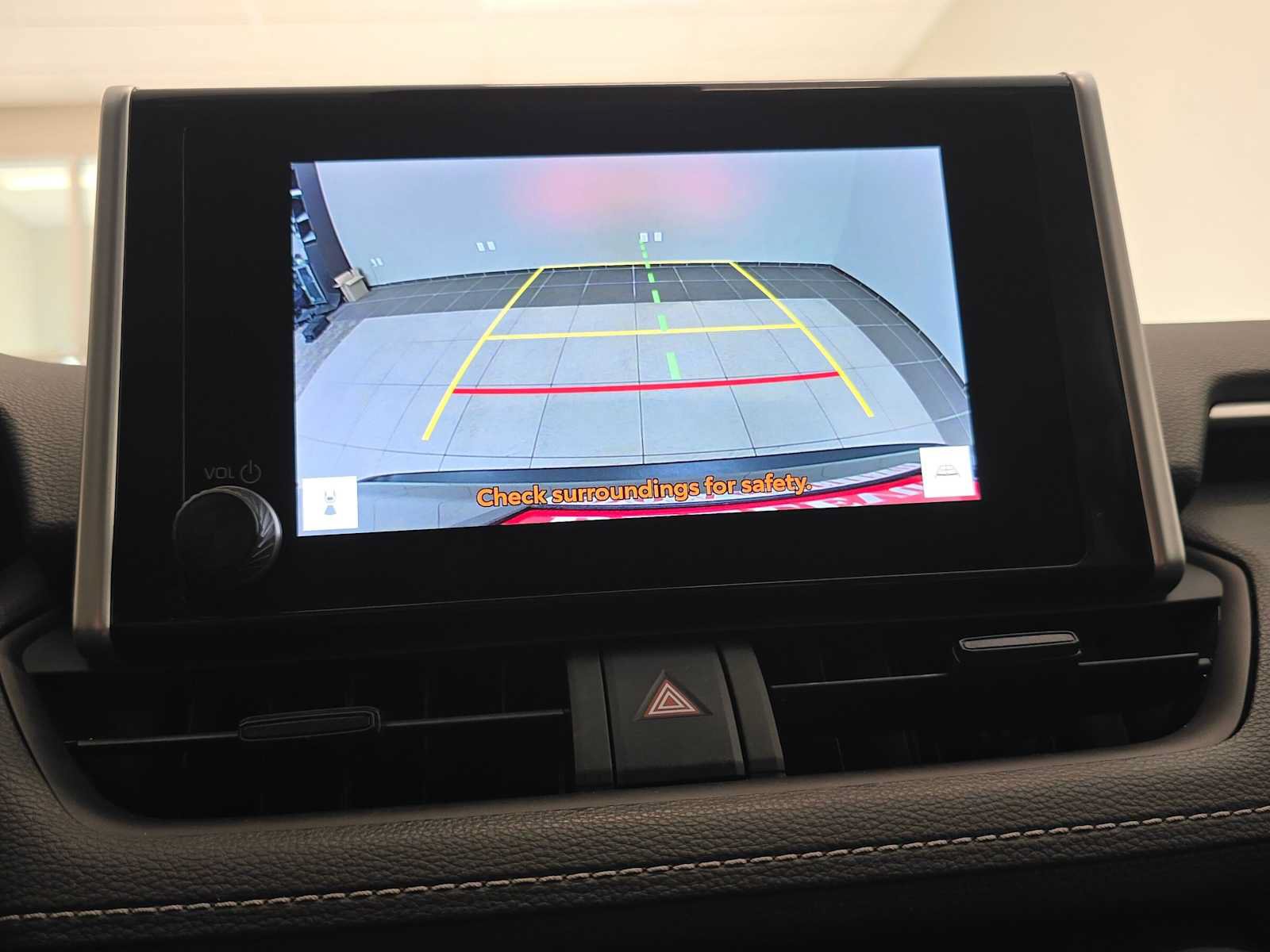 Used 2023 Toyota RAV4 LE AWD/4WD image 13