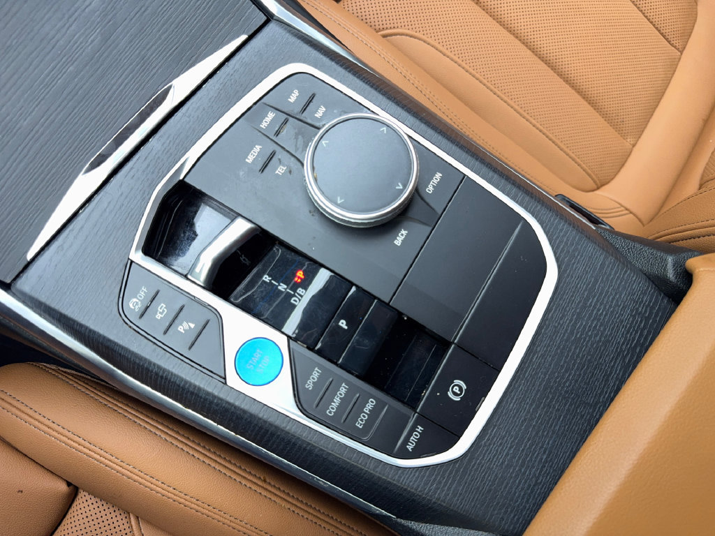 Used 2025 BMW i4 eDrive40 w/ Premium Package RWD image 68