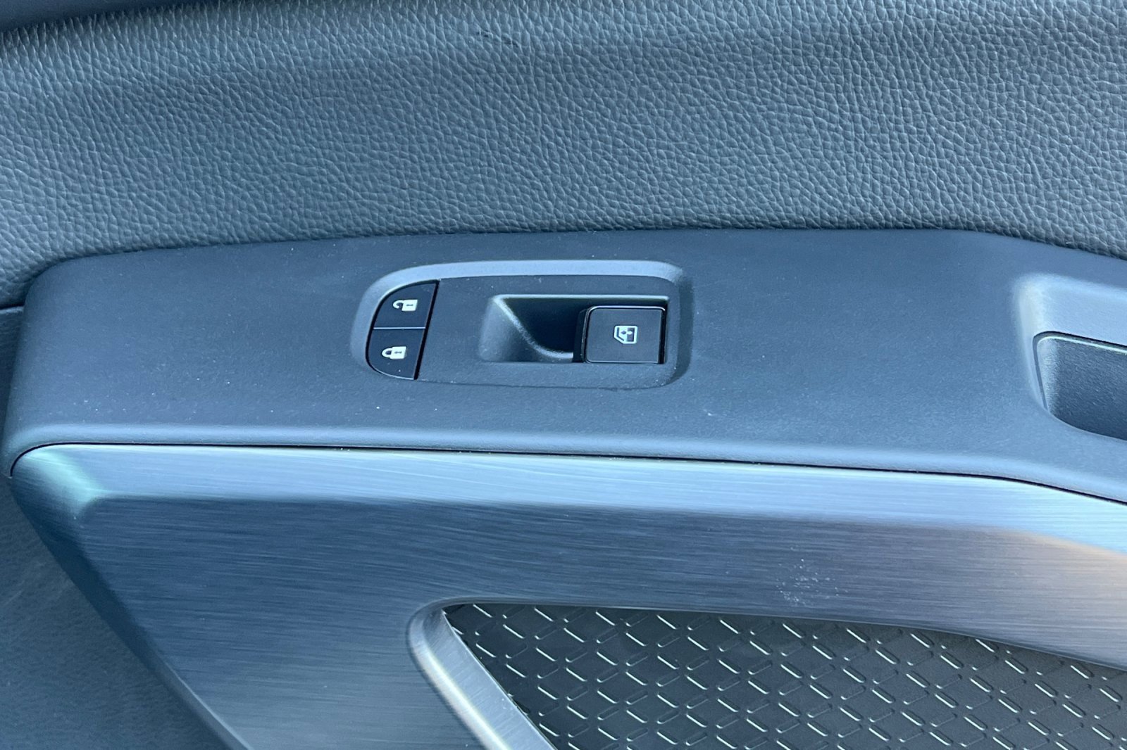 Certified 2025 Nissan Pathfinder Rock Creek image 23