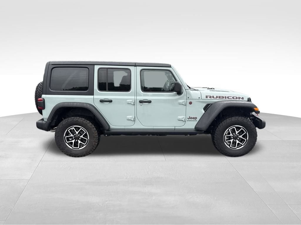 Used 2024 Jeep Wrangler Unlimited Rubicon w/ Technology Group image 7
