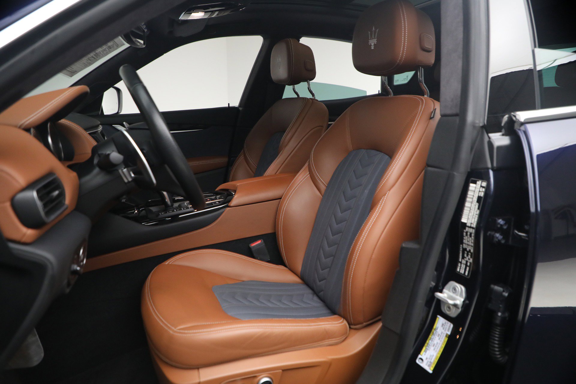 Certified 2023 Maserati Levante GT image 15