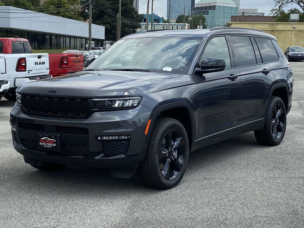 New 2025 Jeep Grand Cherokee L Limited w/ Black Appearance Package image 5