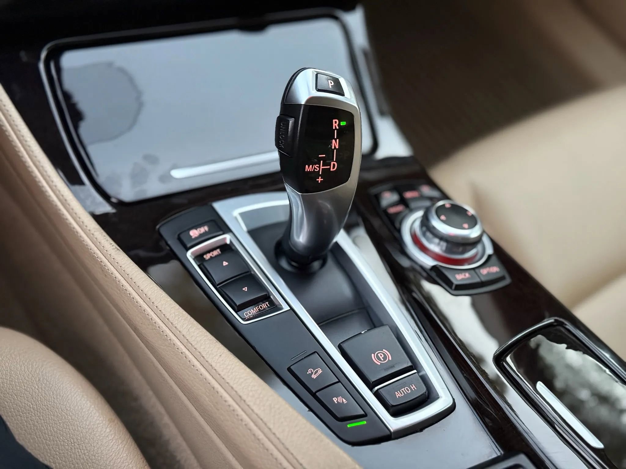 Used 2012 BMW 535i xDrive Sedan image 44