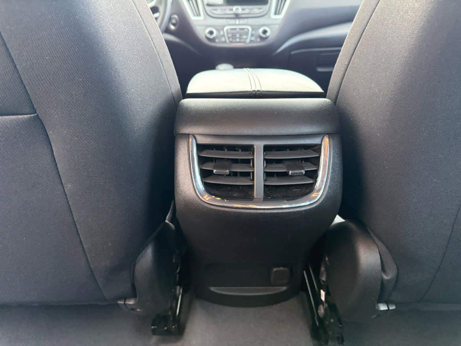 Used 2024 Chevrolet Malibu LT image 11