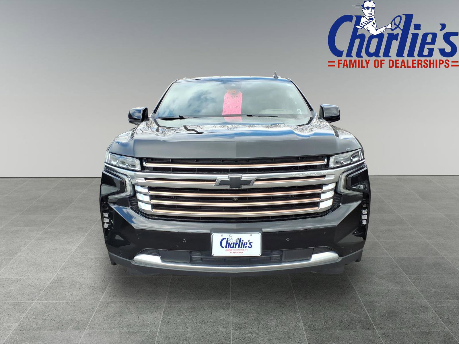 Used 2024 Chevrolet Tahoe High Country AWD/4WD image 2