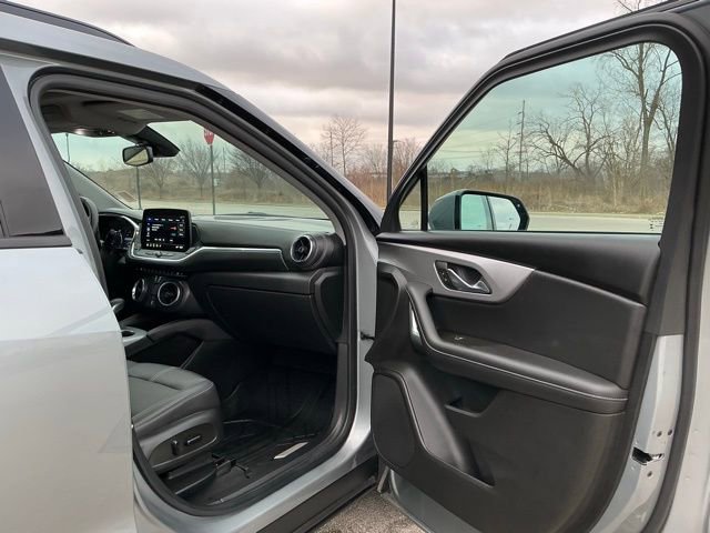 Used 2023 Chevrolet Blazer LT image 17