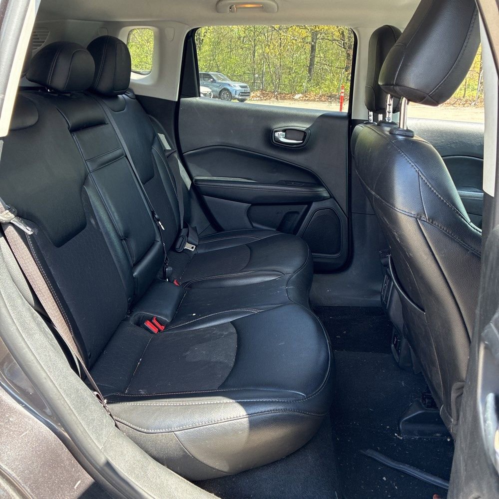 Used 2019 Jeep Compass Latitude AWD/4WD image 12