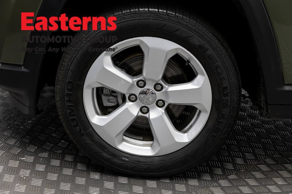 Used 2021 Jeep Compass Latitude AWD/4WD image 33