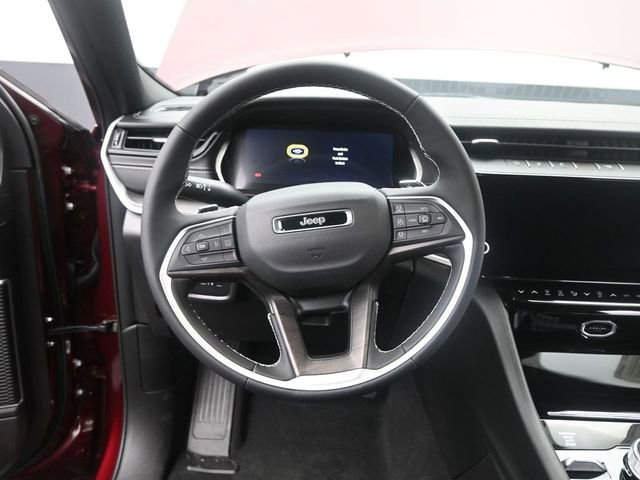 New 2026 Jeep Grand Cherokee Limited w/ Limited Altitude Package AWD/4WD image 27