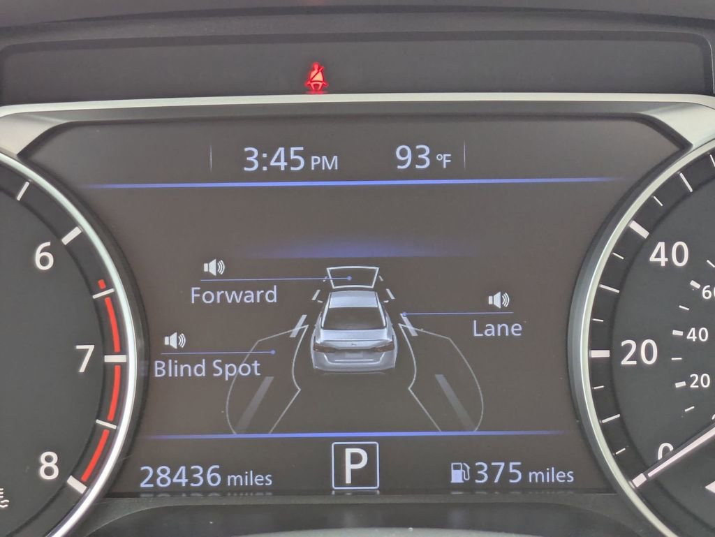 Used 2025 Nissan Altima 2.5 SV FWD image 15