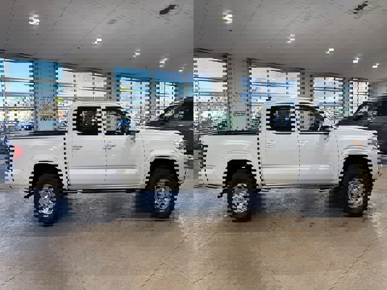 Certified 2023 Toyota Tacoma SR5 image 3