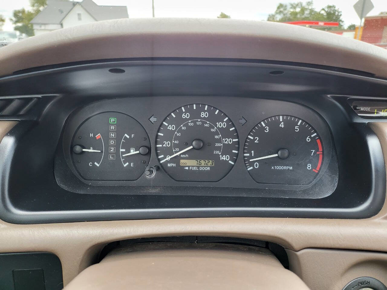 Used 2000 Toyota Camry LE image 2