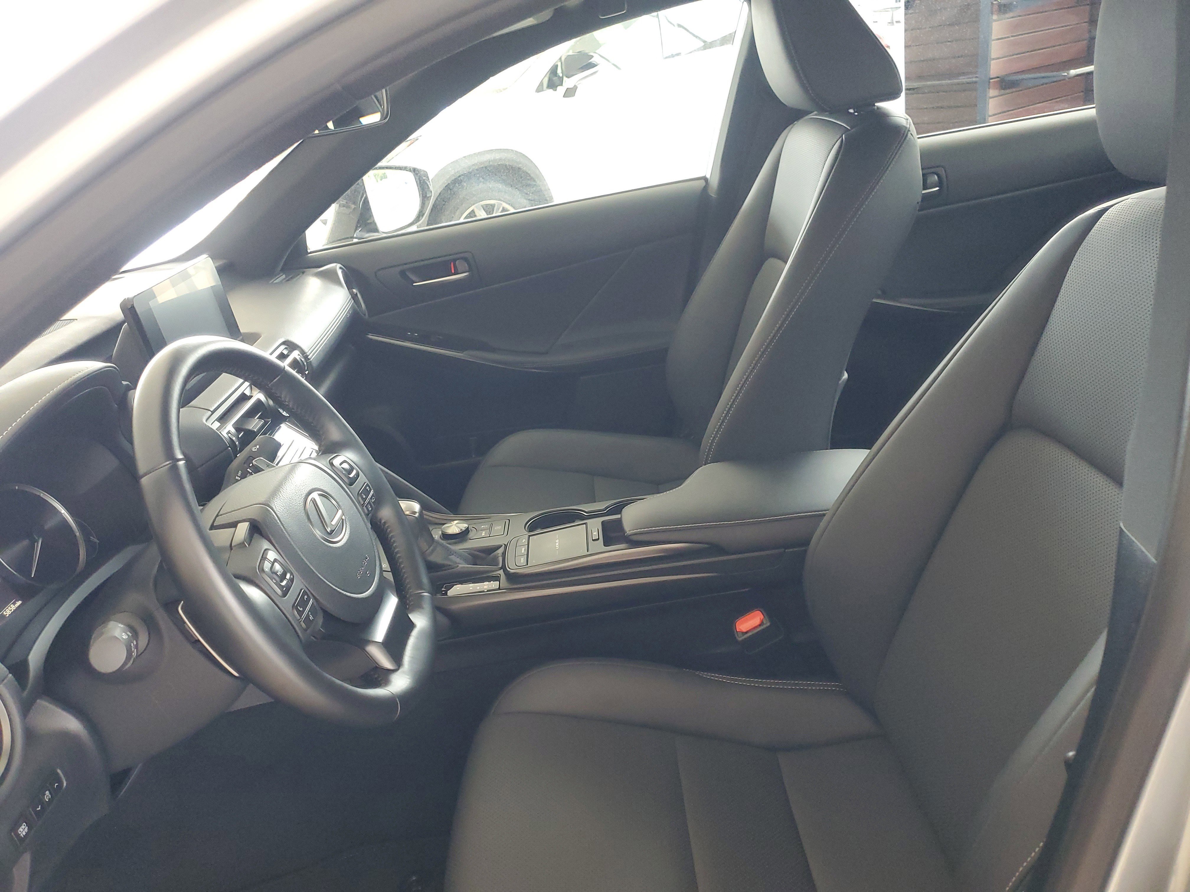 Used 2025 Lexus IS 350 F Sport w/ Accessory Package image 19