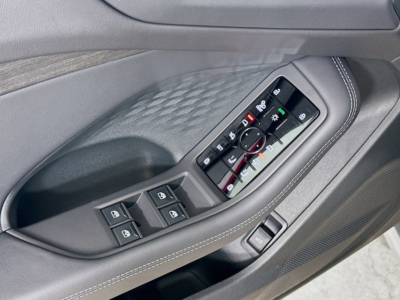 New 2025 Audi A5 2.0T Premium AWD/4WD image 17